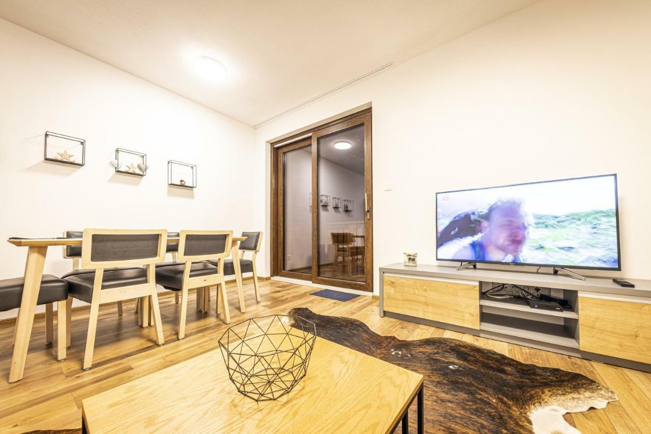 Apartmánový dom Poludnica - Chopok Juh Tale Exterior foto