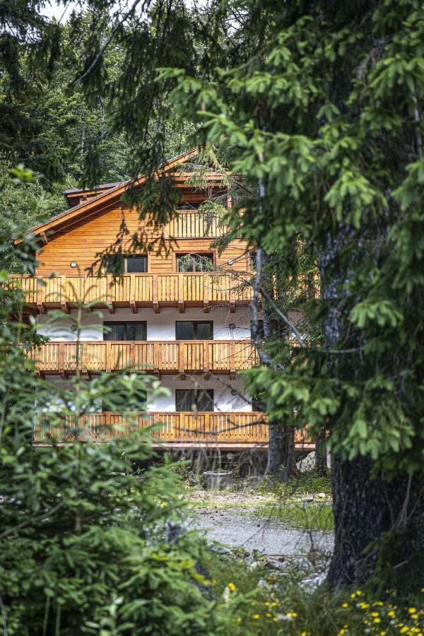 Hotel Apartmánový dom Poludnica - Chopok Juh Tale Exterior foto