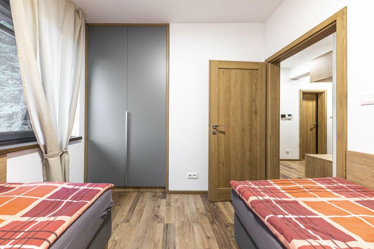 Apartmánový dom Poludnica - Chopok Juh Tale Exterior foto